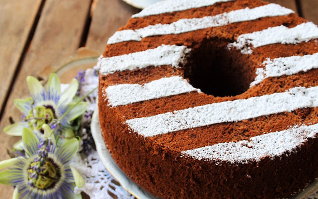 CHIFFON CAKE AL CACAO