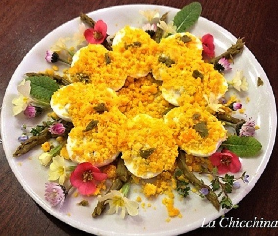 UOVA MIMOSA CON ASPARAGI