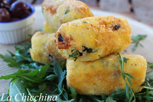 CROCCHETTE DI PATATE CON RUCOLA E OLIVE