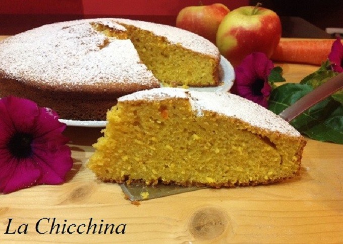 TORTA DI CAROTE E MELE IN DIECI MINUTI