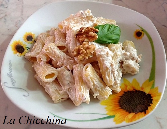 RIGATONI CON IL SUGO DI NOCI