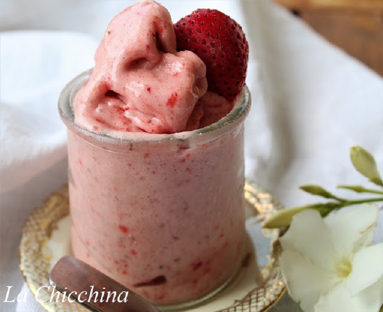 NANA ICE CREAM ALLE FRAGOLE