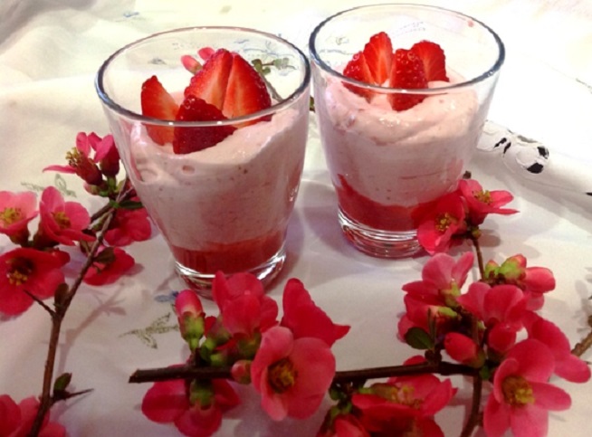 MOUSSE DI FRAGOLE