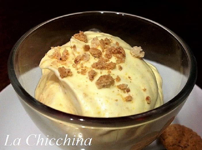 CREMA ALL’ AMARETTO