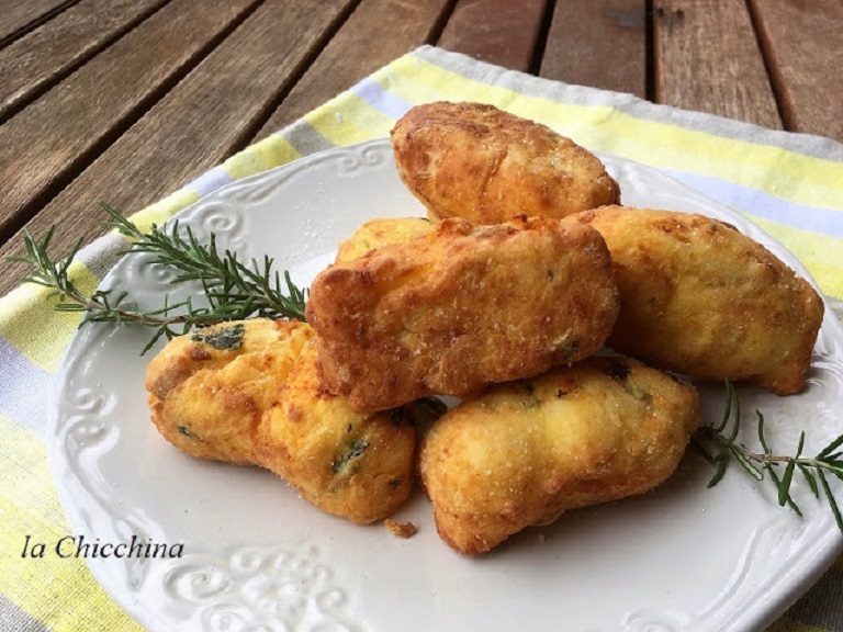 POLPETTE DI RICOTTA E PARMIGIANO