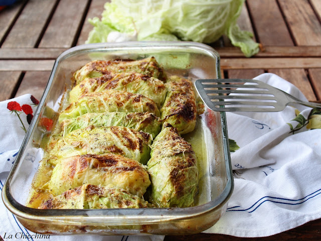 INVOLTINI DI VERZA CON ACCIUGHE, PATATE E FONTINA